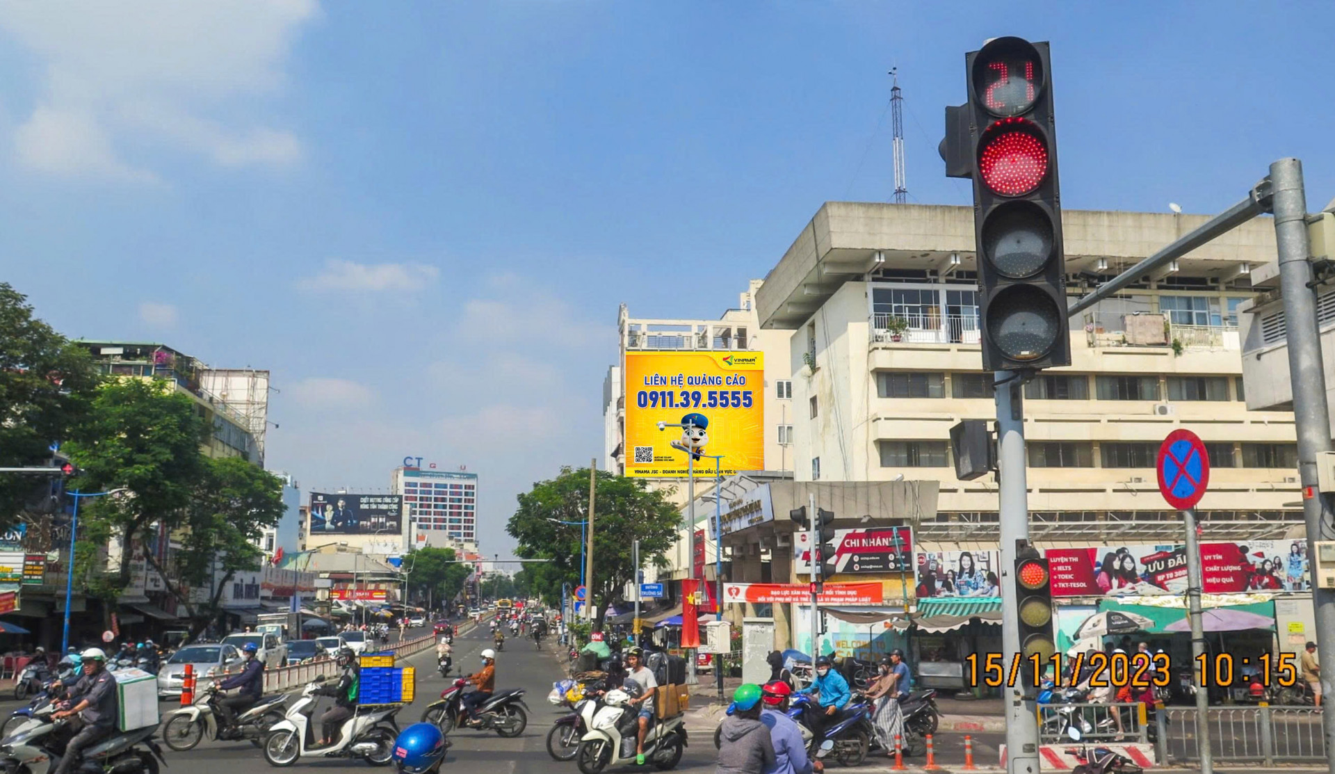 Billboard Cầu Công Lý - 256 Lê Văn Sỹ, Phường 14, Quận 3