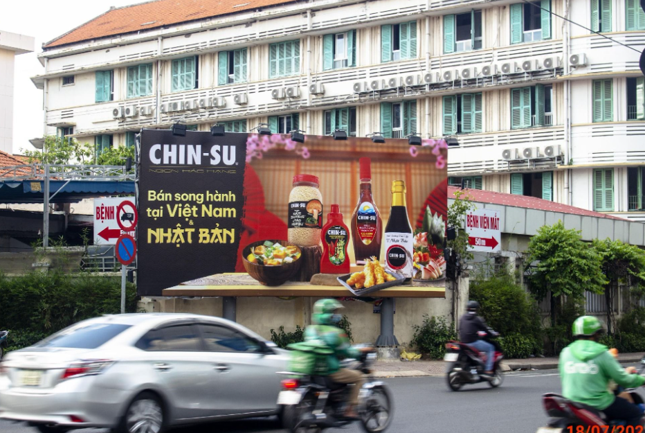 Billboard Ngã 4 Nguyễn Thông - Điện Biên Phủ, Quận 3, TP. HCM