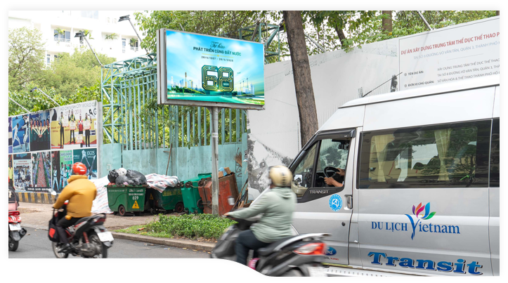 Billboard Võ Văn Tần, Quận 3 (6 trụ)