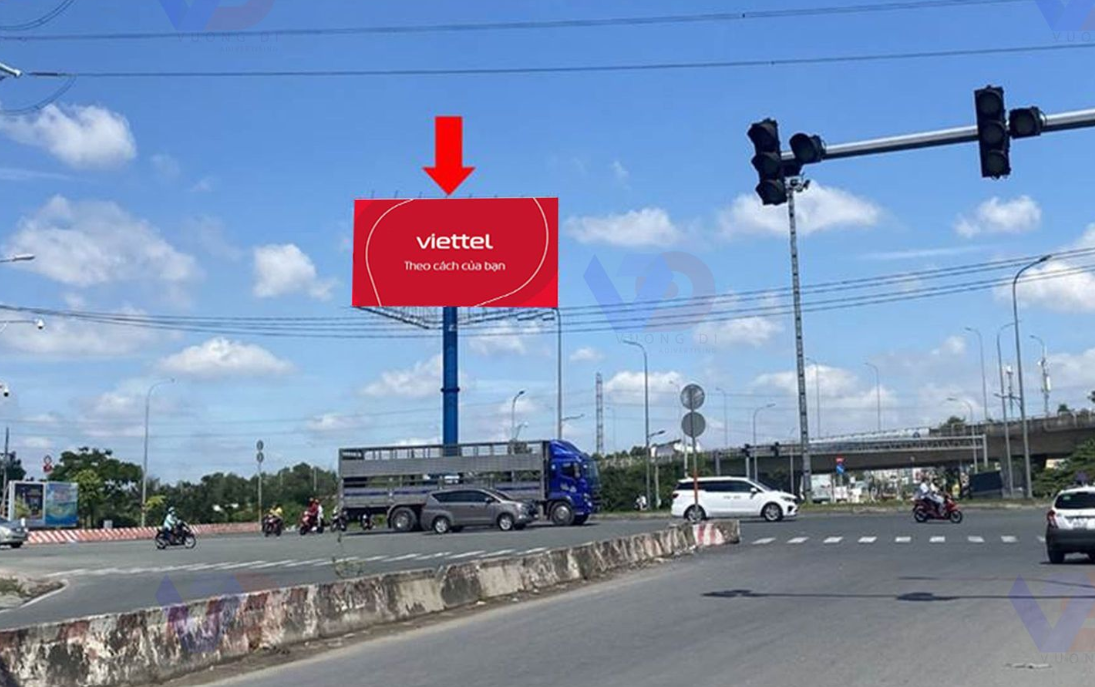 Vòng xoay Phú Hữu