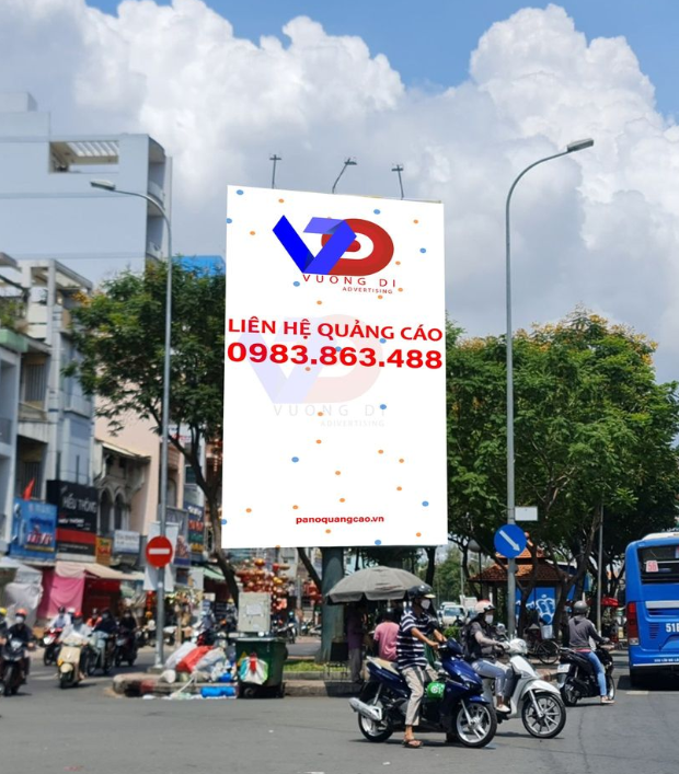 Ngã 4 Hải Thượng Lãn Ông – Phùng Hưng