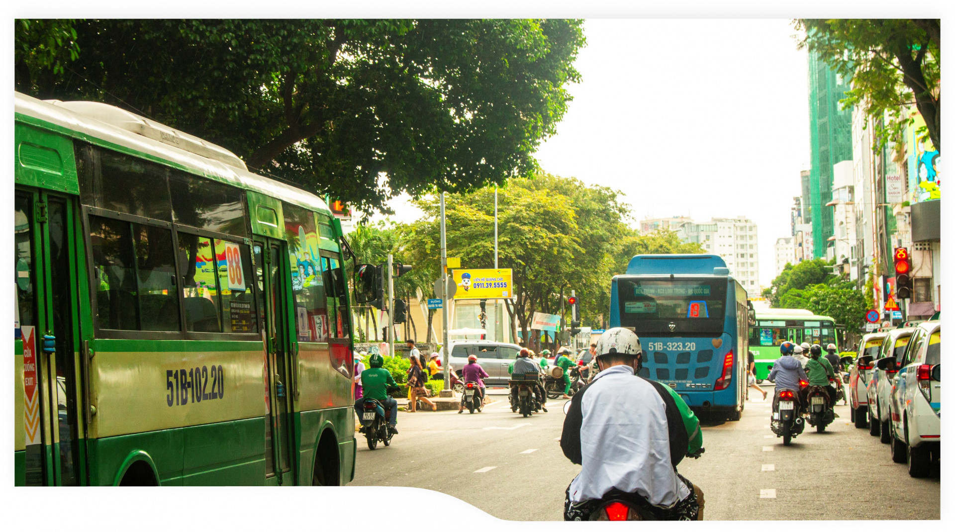 Billboard Góc Lê lai – Nguyễn Thị Nghĩa, Quận 1 (bảng 1)