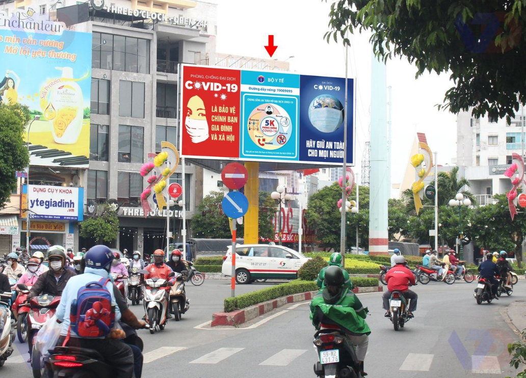Vòng Xoay Lê Đại Hành – Âu Cơ