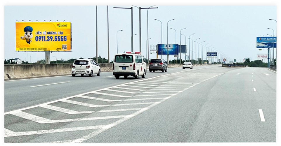 Billboard LT05 - Vòng xoay giao lộ vành đai 2 - Cao tốc TP. HCM Long Thành - Quận Thủ Đức