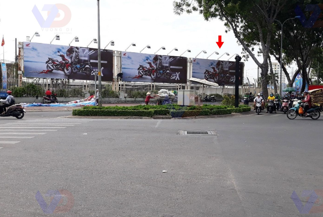 Nhà thi đấu Phú Thọ