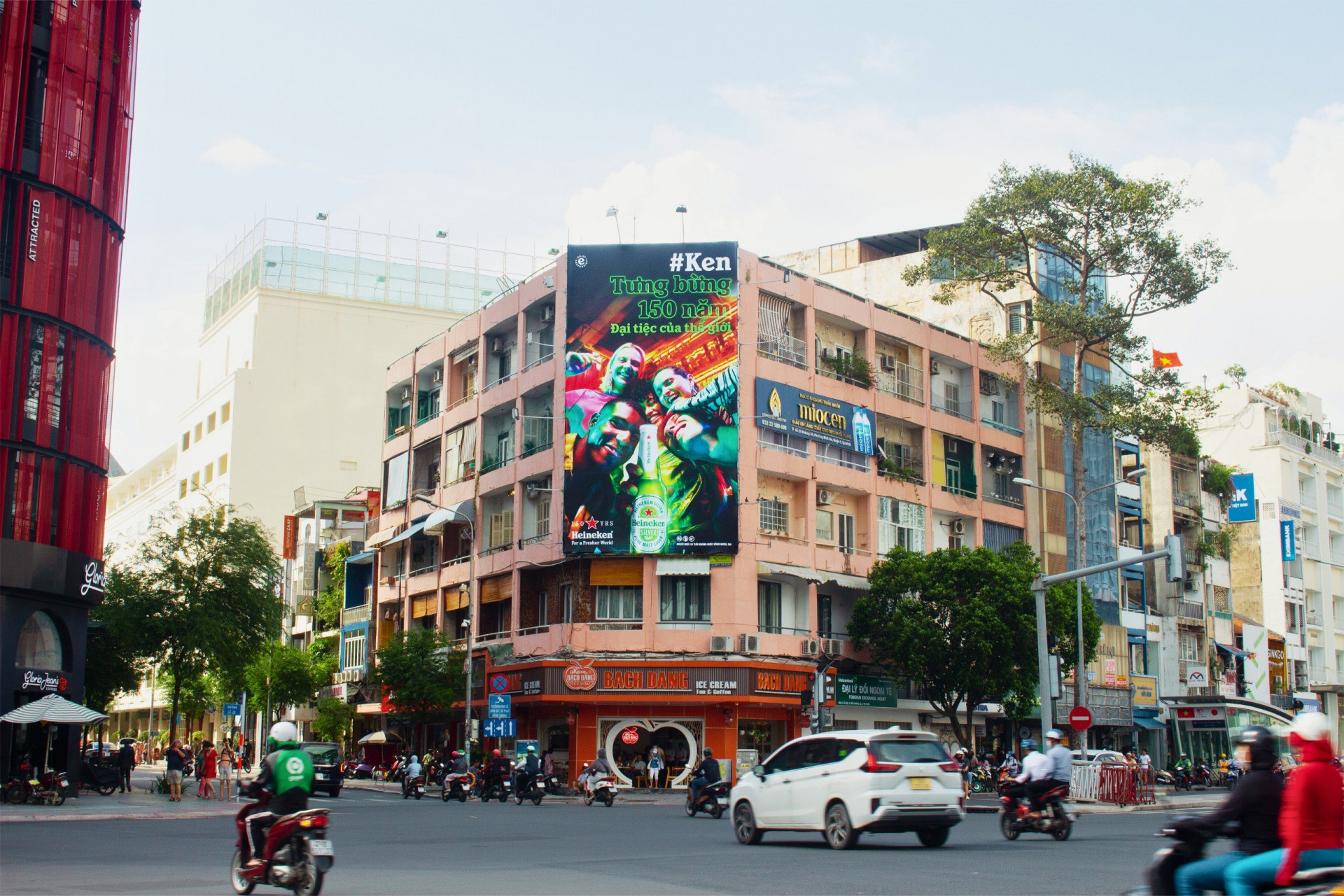 Billboard 26 Lê Lợi - Đối diện Liberty Central