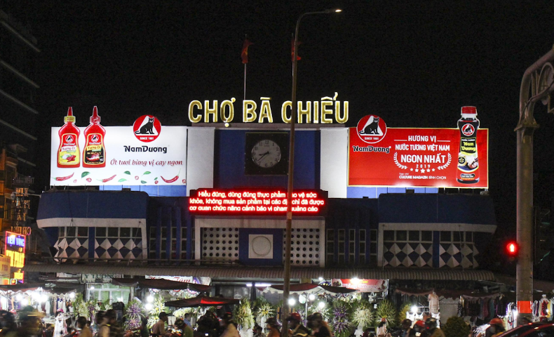 Billboard Mặt tiền Chợ Bà Chiểu