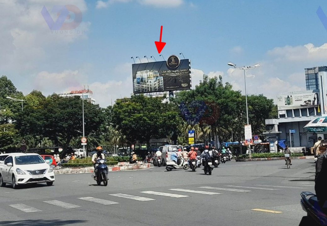 Vòng xoay Ngã năm Cống Quỳnh
