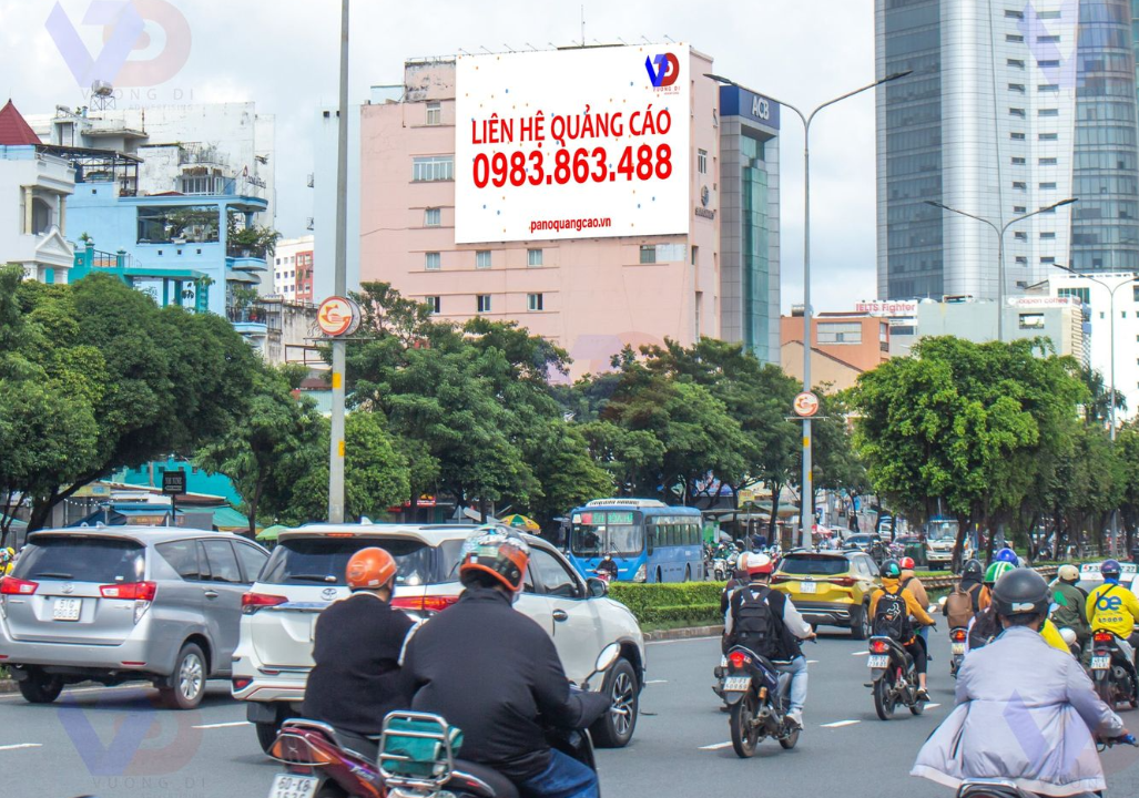 Chân Cầu Điện Biên Phủ