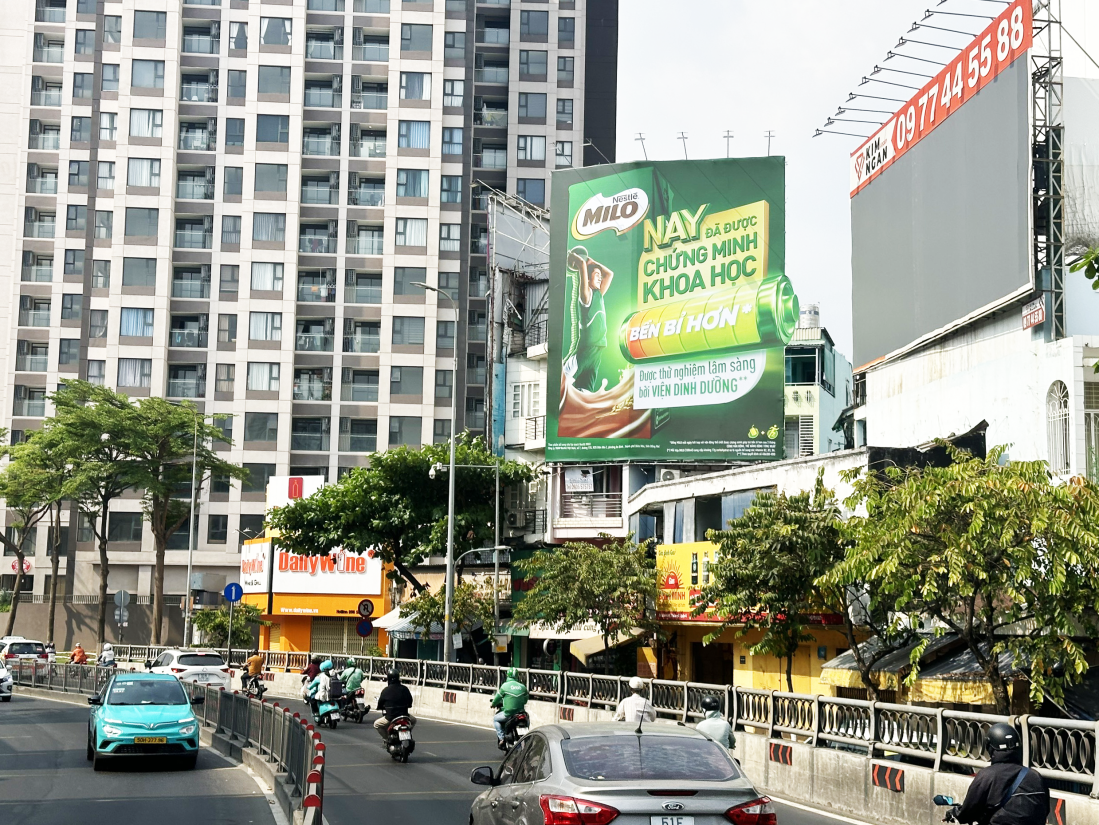 Billboard 86 Khánh Hội, Quận 4