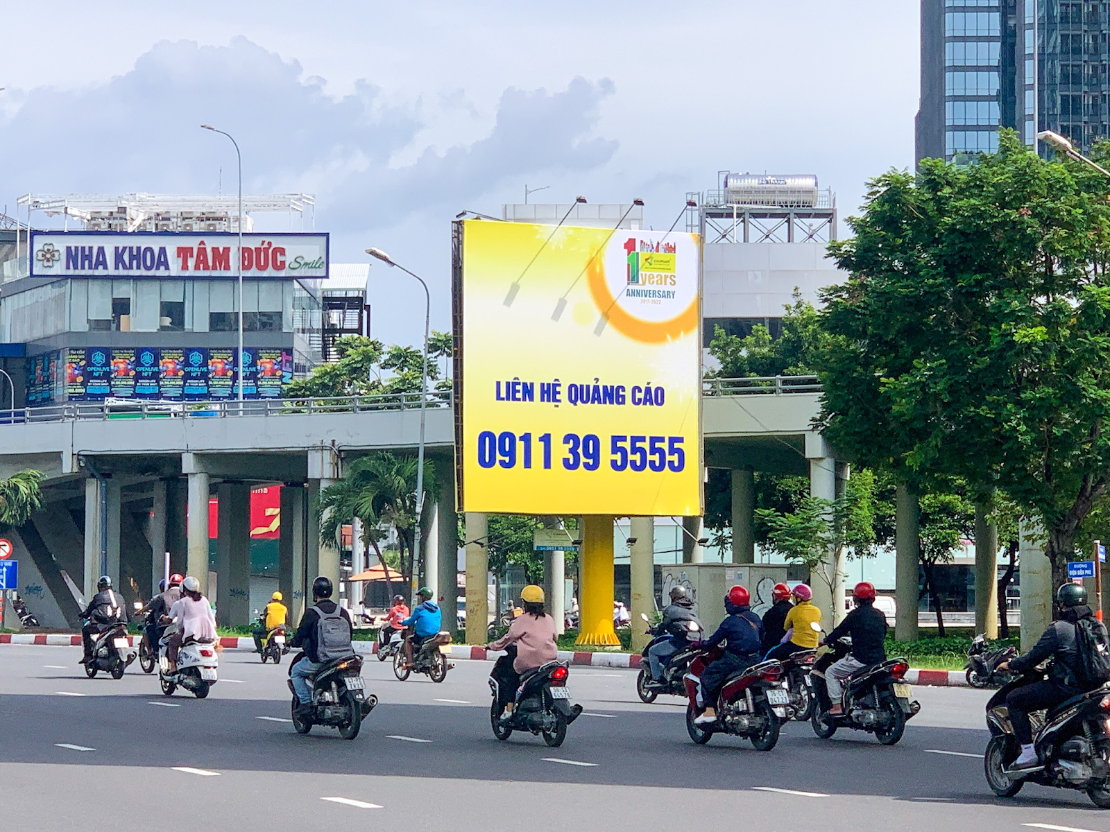 Billboard Công viên Dạ Cầu SG