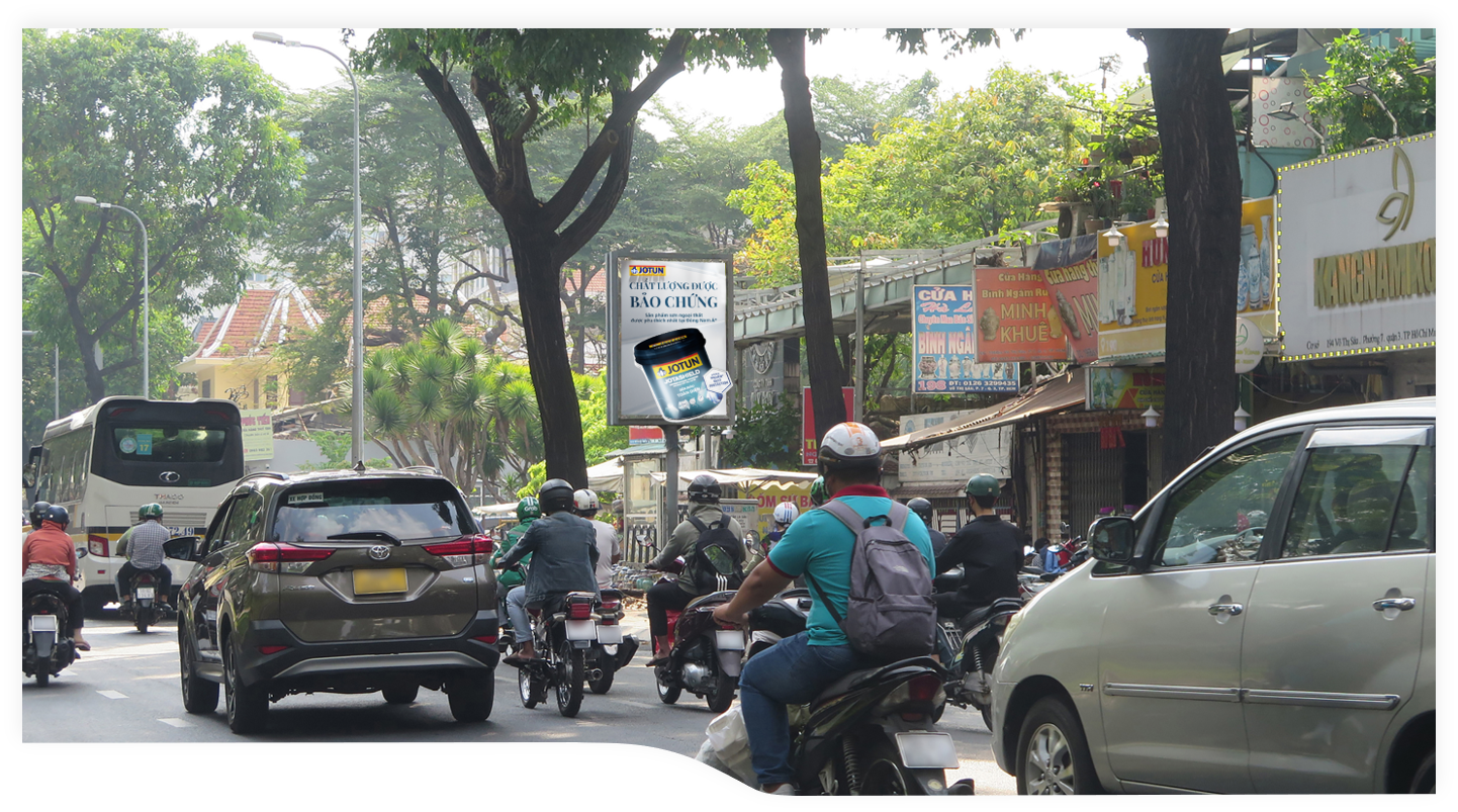 Billboard Đường Võ Thị Sáu, Quận 3 (3 Trụ)