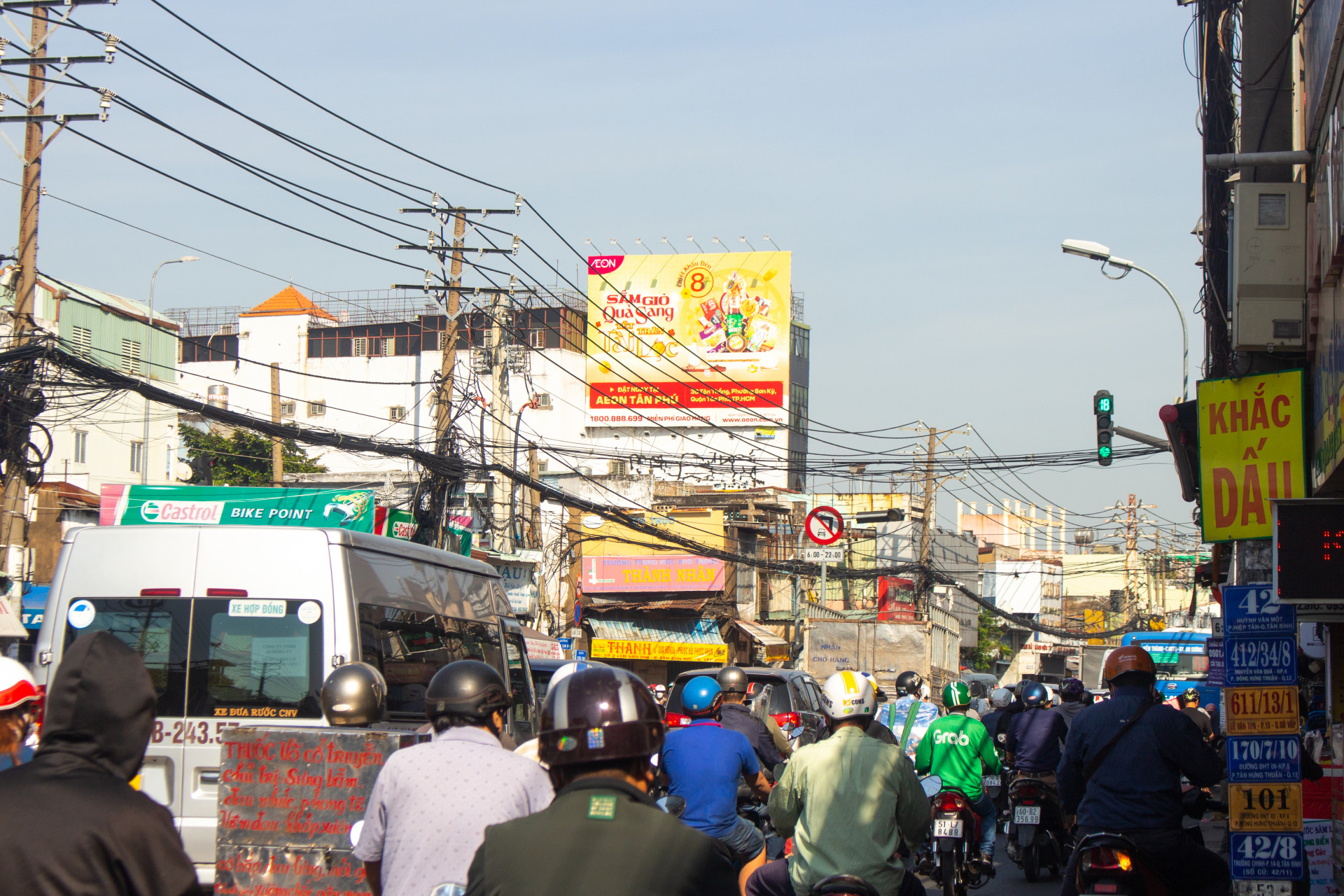 Billboard Ngã 4 Trường Chinh - Tân Kỳ Tân Quý