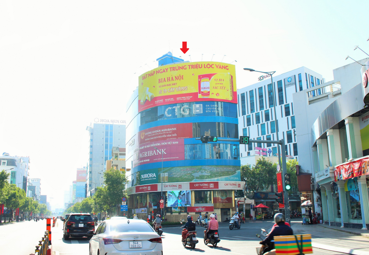 Billboard Ngã 4 Nguyễn Văn Trỗi - Trương Quốc Dung