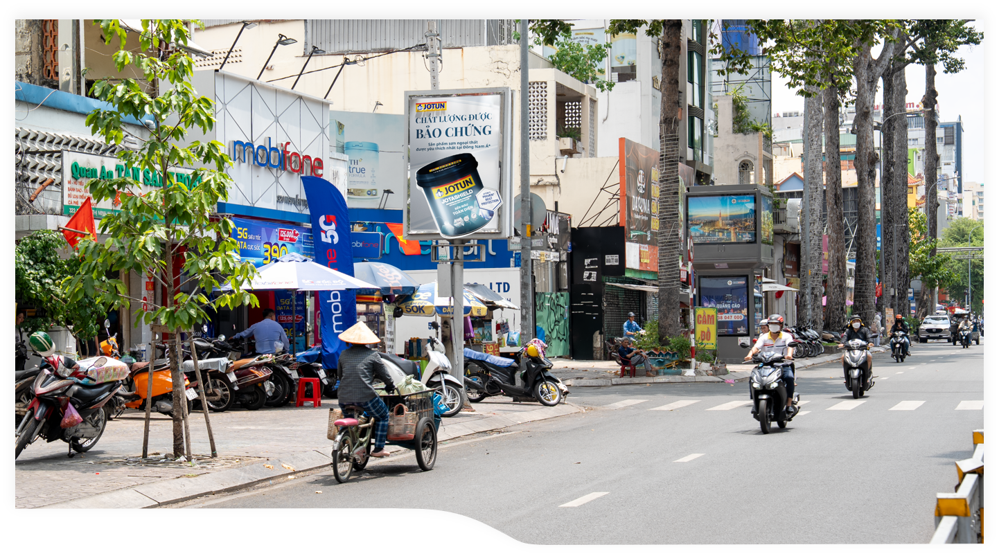 Billboard Đường Nguyễn Thị Minh Khai, Quận 3 ( 6 Trụ)