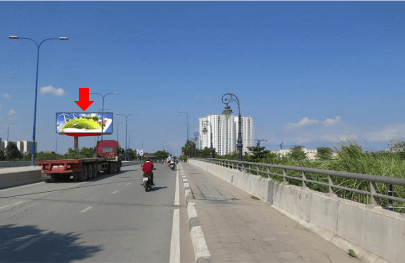 Bảng quảng cáo ngoài trời đường Mai Chí Thọ, quận 2, Hồ Chí Minh