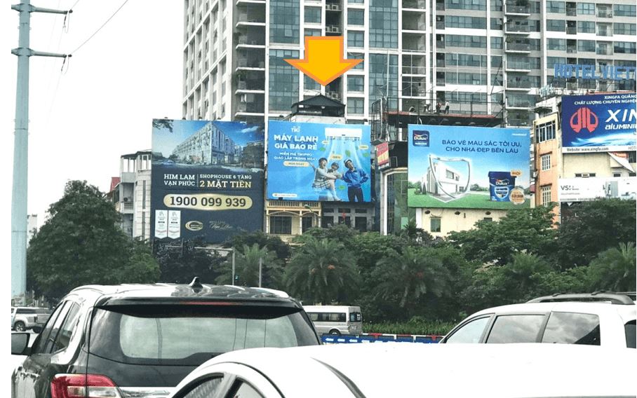Bảng quảng cáo ngoài trời Ngã tư Trần Duy Hưng Thăng Long Number 1, quận Thanh Xuân, Hà Nội