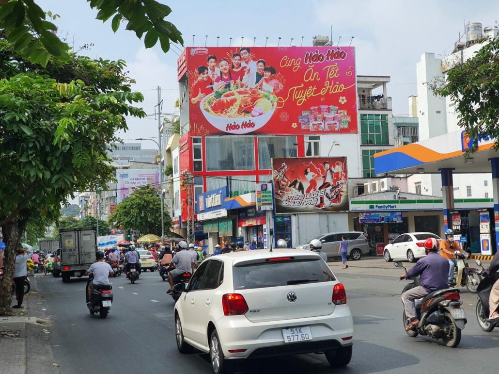 Bảng quảng cáo ngoài trời 418 Nguyễn Đình Chiều, quận 3, Hồ Chí Minh