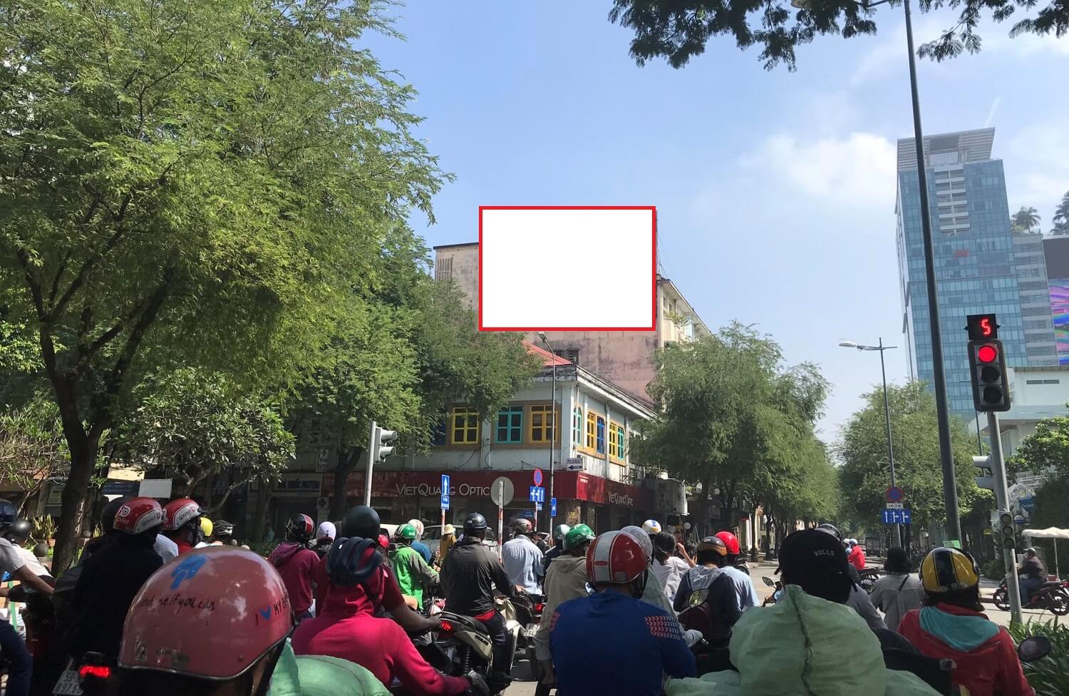 Bảng quảng cáo ngoài trời 42Bis Lý Tự Trọng, quận 1, Hồ Chí Minh