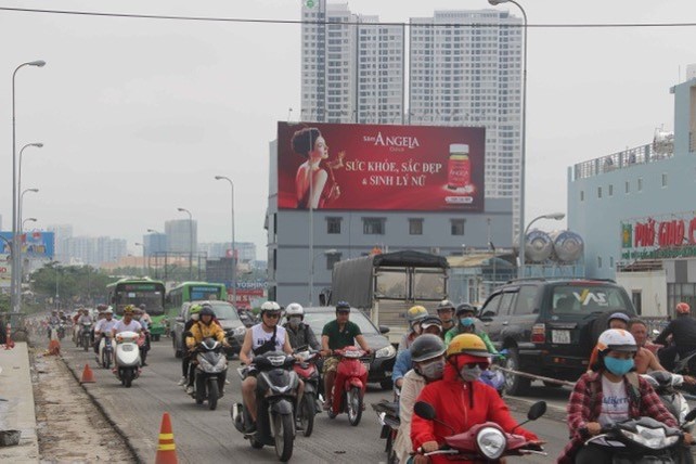 Bảng quảng cáo ngoài trời 691/10A Trần Xuân Soạn, hướng quận 4 đi quận 7, Hồ Chí Minh