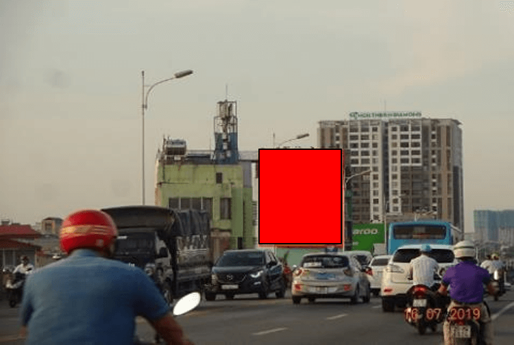 Bảng quảng cáo ngoài trời cầu Vĩnh Tuy (hướng trung tâm Hà Nội – Aeon Long Biên)