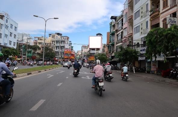 Bảng quảng cáo ngoài trời Hoàng Diệu, quận 4, Hồ Chí Minh