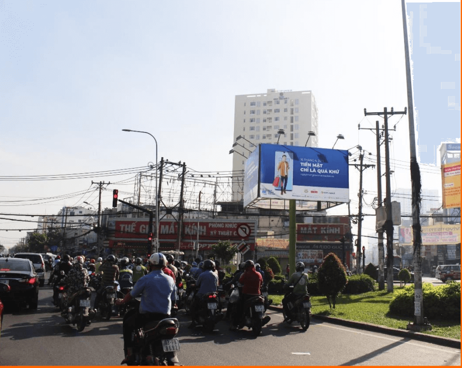 Bảng quảng cáo ngoài trời Vòng xoay Đài Liệt Sĩ, quận Bình Thạnh, Hồ Chí Minh