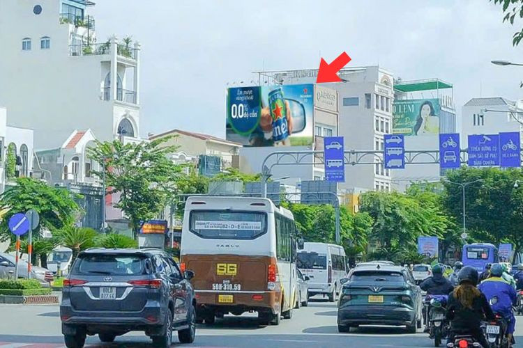1 bảng quảng cáo ốp tường tại 5A-5B Trường Sơn, Phường Tân Sơn Nhất, TP. Hồ Chí Minh