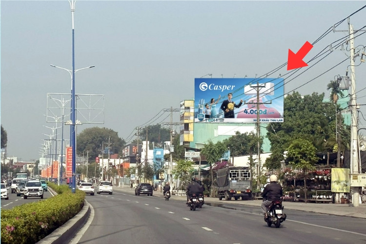 1 bảng quảng cáo treo tường nằm ngang tại 596 Đại lộ Bình Dương, phường Thủ Dầu Một, TP. Hồ Chí Minh