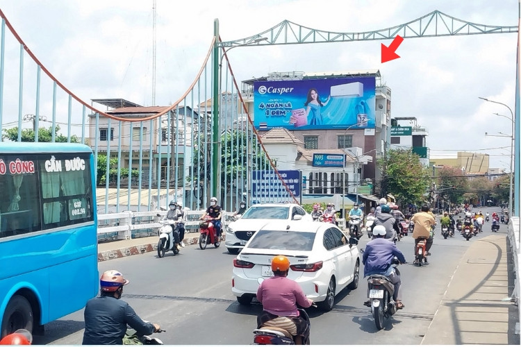 1 bảng quảng cáo treo tường nằm ngang tại 3 Đinh Bộ Lĩnh, phường Mỹ Tho, Đồng Tháp (Cầu Quây)