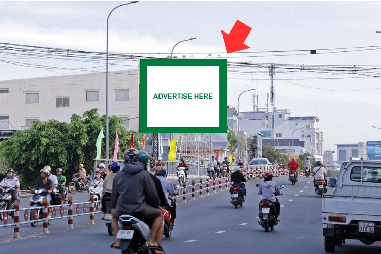 1 biển quảng cáo Wallscape ngang, 1 mặt, tại số 132A Hùng Vương, phường Ninh Kiều, thành phố Cần Thơ (Cầu Nhị Kiều).