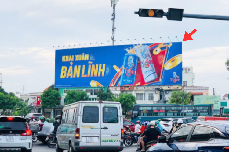 1 Bảng quảng cáo ốp tường tại số 53 Quốc lộ 13, Phường Hiệp Bình, TP. Hồ Chí Minh