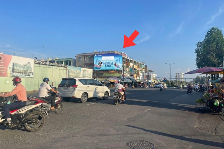 1 bảng quảng cáo khung sắt treo tường nằm ngang tại 97A Lý Thường Kiệt, phường Cao Lãnh, Đồng Tháp