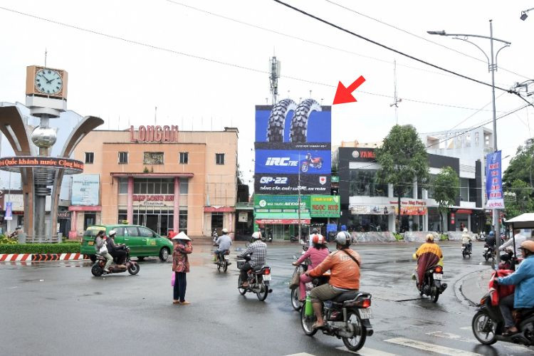 1 bảng quảng cáo treo tường tại 16 Võ Văn Tần, Phường Long An, Tây Ninh (Nhà thuốc An Khang)