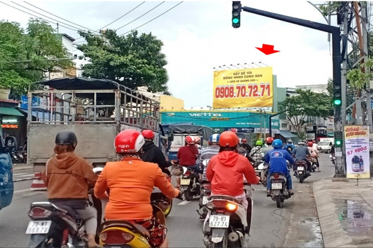1 bảng quảng cáo treo tường nằm ngang tại 218 Lê Hồng Phong, phường Nha Trang, Khánh Hòa (đối diện Co.opmart Nha Trang)